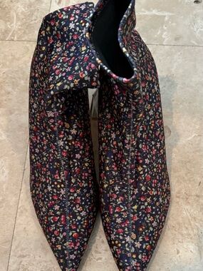 Zara Navy Floral Pointed-Toe Ankle Booties